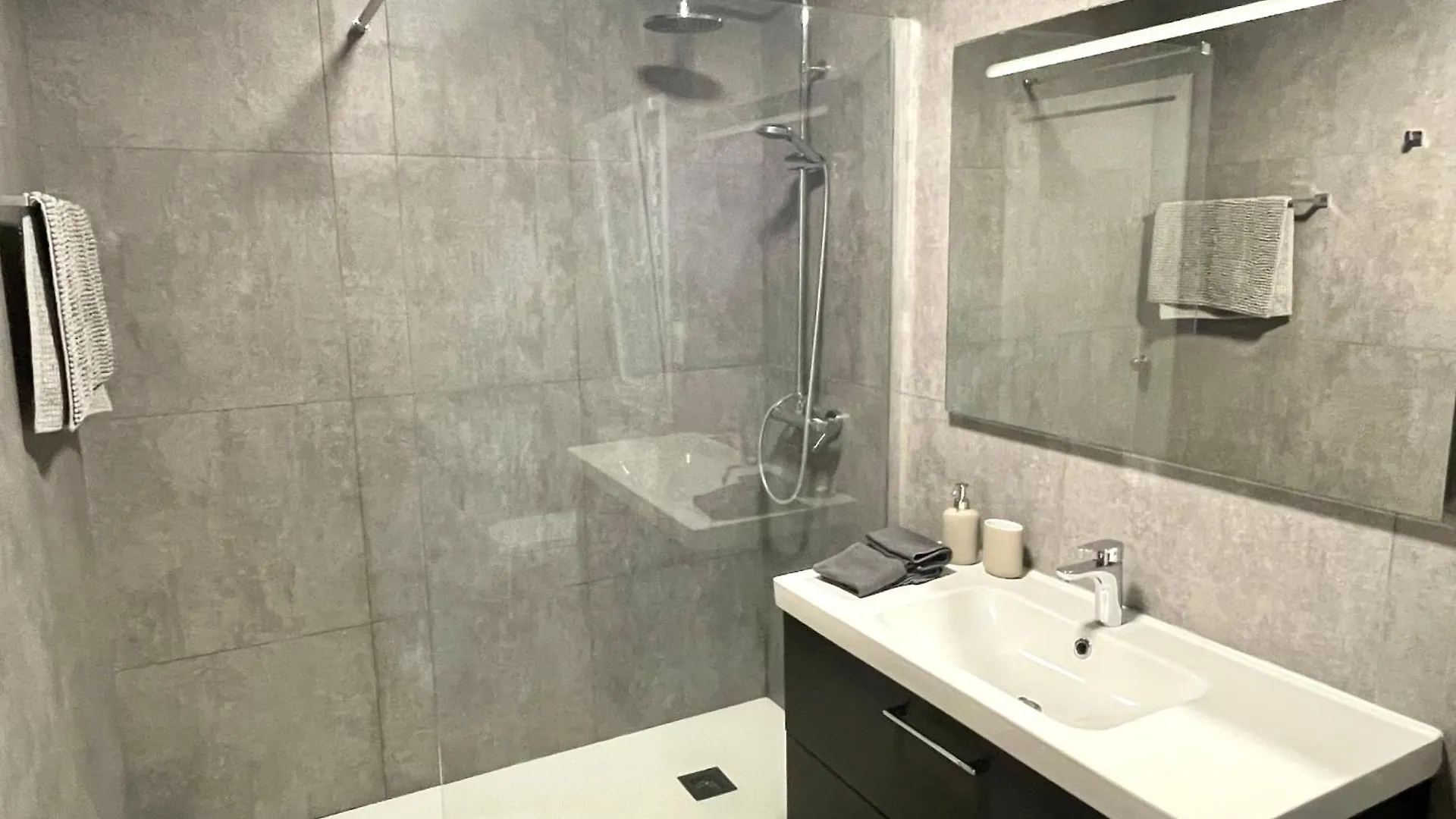 La Pimentera Central Apartments 3 - Parking Gratis Marbella 0*,  Spain